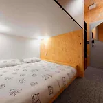 Hostel Ibis Styles The Fuzzy Log *
