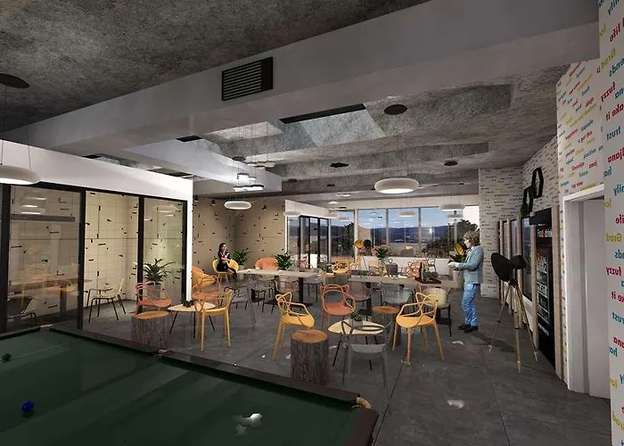 Ibis Styles The Fuzzy Log Hostal *