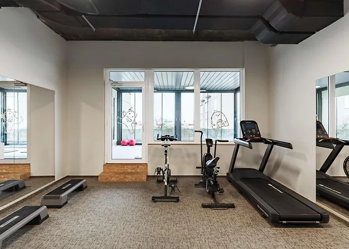 Ibis Styles The Fuzzy Log Hostal *