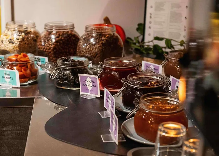 Ibis Styles The Fuzzy Log Hostal