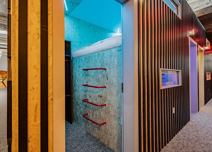 Hostal Ibis Styles The Fuzzy Log