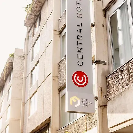 Hostel Ibis Styles The Fuzzy Log