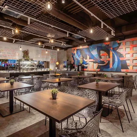 Ibis Styles The Fuzzy Log Vandrarhem *