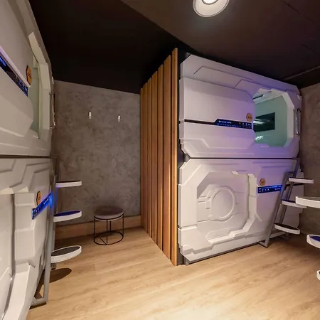 Vandrarhem Ibis Styles The Fuzzy Log