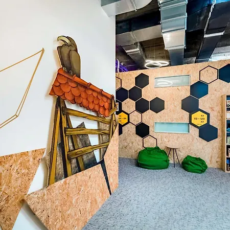 Hostel Ibis Styles The Fuzzy Log *