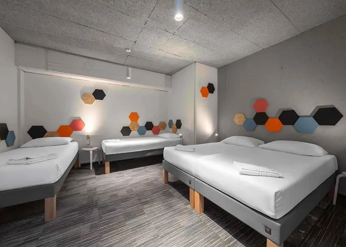 Ibis Styles The Fuzzy Log *