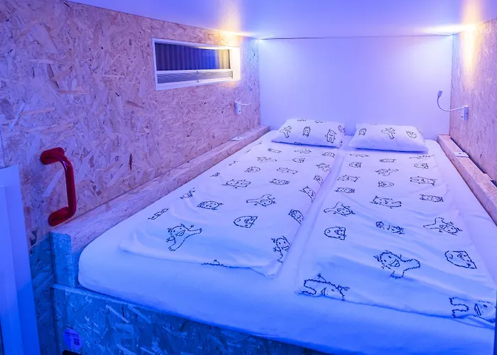 Ibis Styles The Fuzzy Log * Lublaň