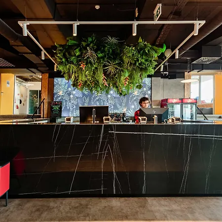 Ibis Styles The Fuzzy Log Hostel Ljubljana