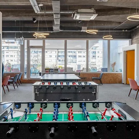 Ibis Styles The Fuzzy Log Hostel Ljubljana