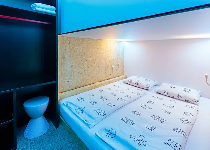 Ibis Styles The Fuzzy Log *